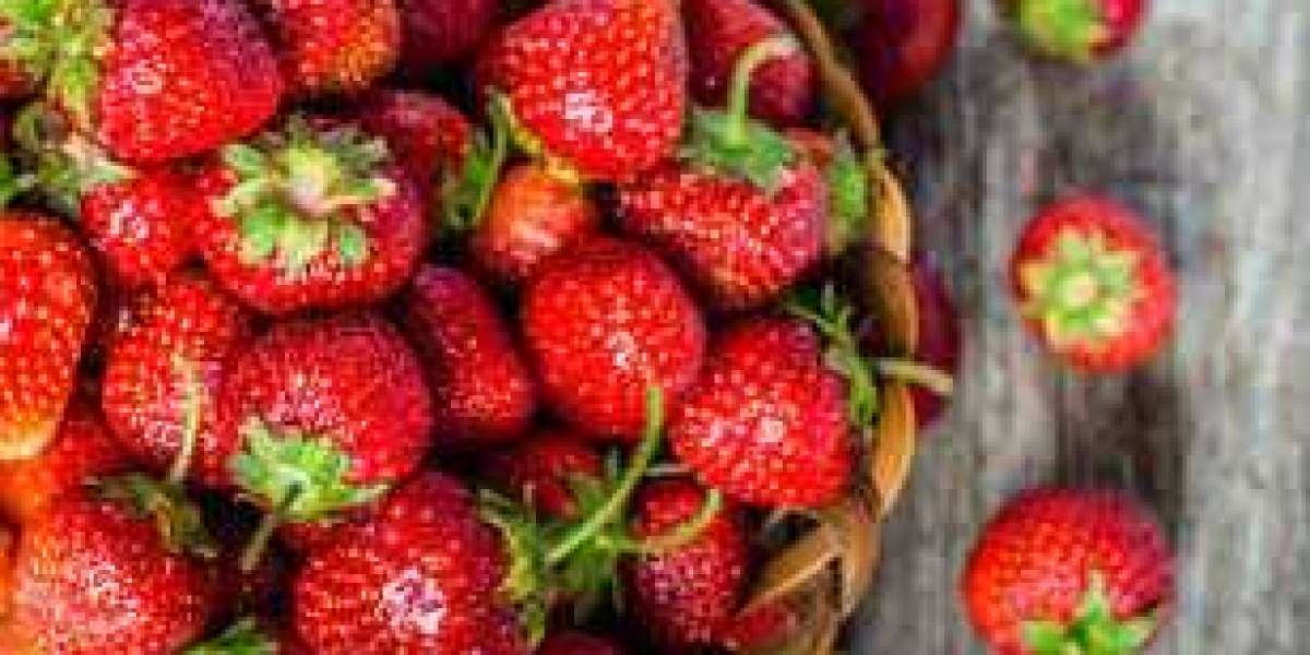 The benefits of strawberries for males