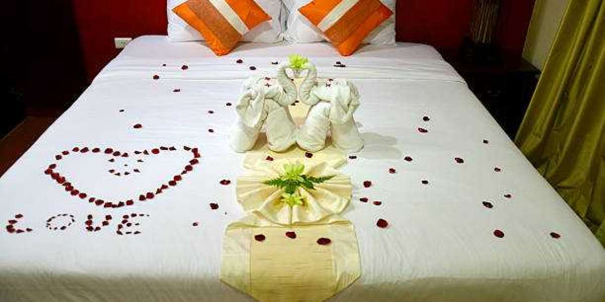 Beautiful Bed Decorations from Balloondekor Will Turn Your First Night Into a Romantic Haven