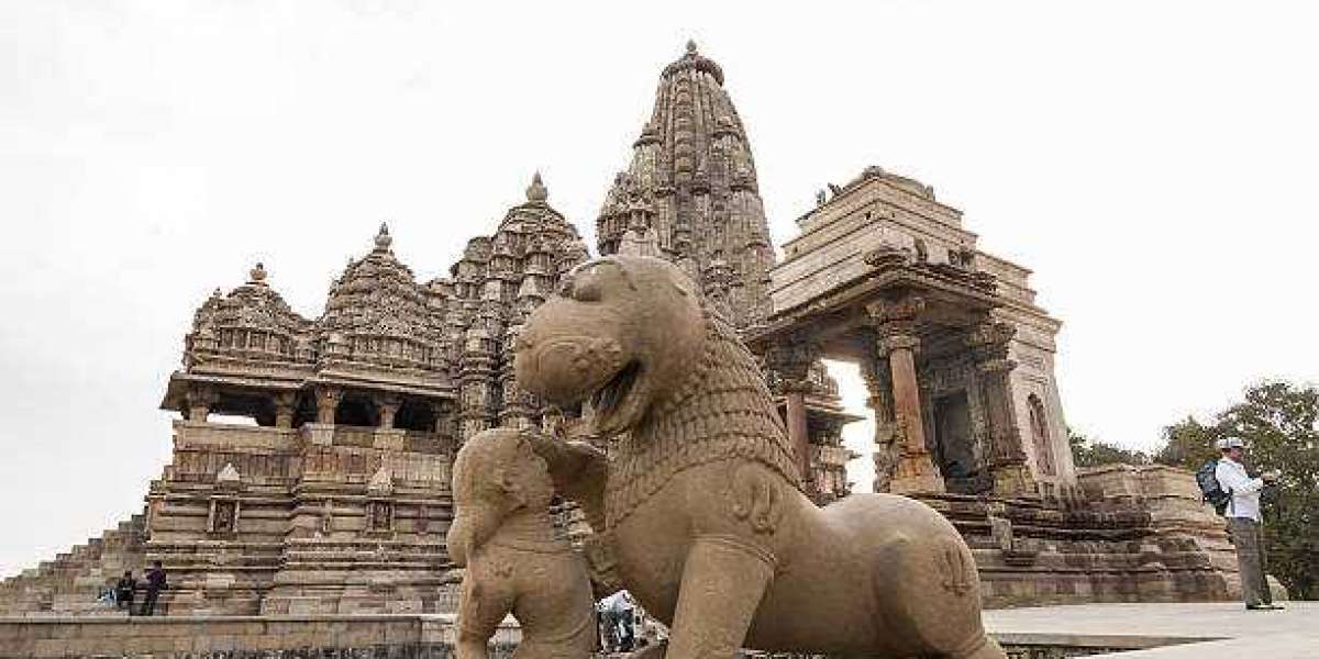 Experience the Heritage of India with Top Khajuraho Tour Packages