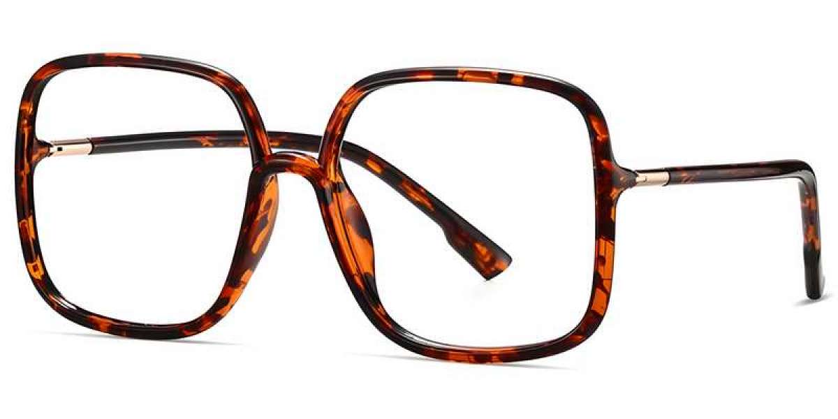 Understand The Structure Of The Eyeglasses To Distinguishing Their Types