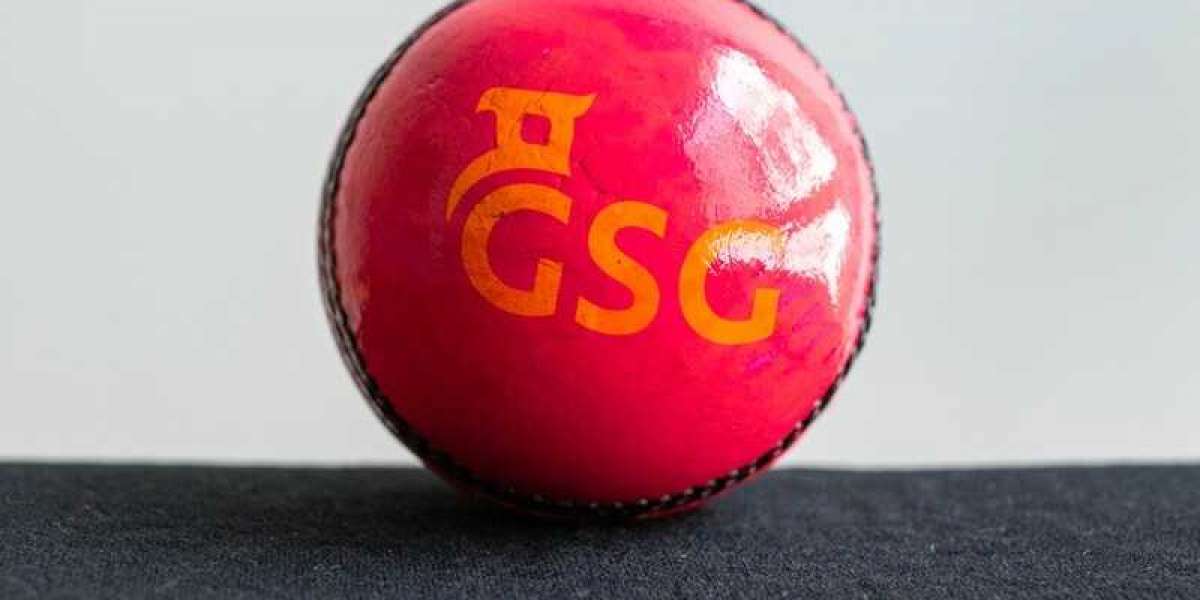 GRIFFIN SPORTS GLOBAL Pink Leather Cricket Ball – Premium Quality for Enhanced Performance