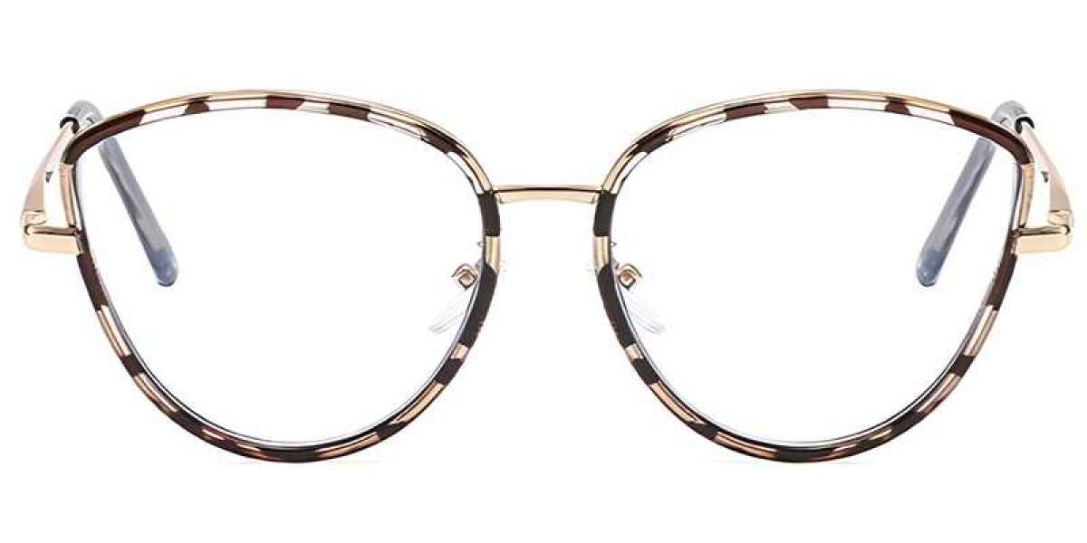 The Relatively Square Eyeglasses Frame The Relatively Thick