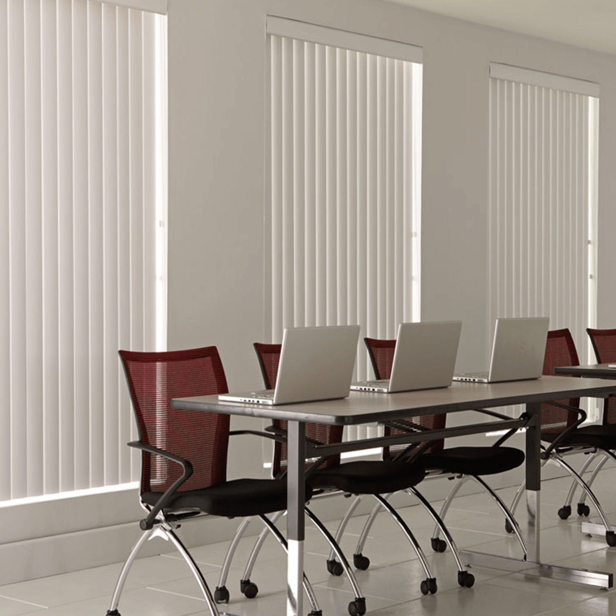 Boost Productivity with Professional Office Blinds in Dubai!