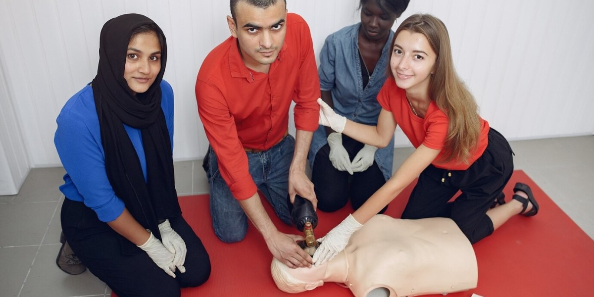 Ensure Your Readiness in Emergency Situations with CPR and First Aid Trainings in Minnesota