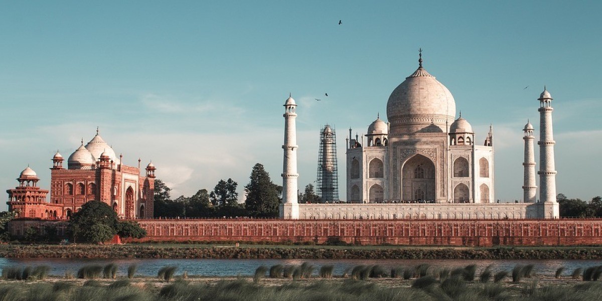 Delhi Agra Same Day Trip by Car | Taj Mahal Same Day Tour From Delhi