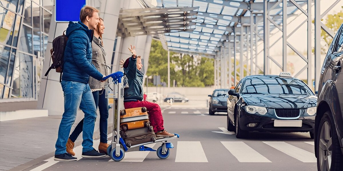 Traveling with Kids? Airport Taxis Made Easy