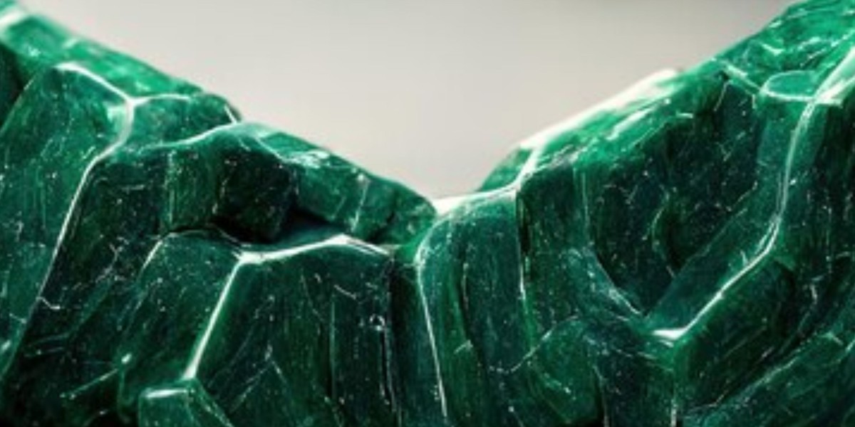 Malachite Stone Jewelry: A Bold and Stylish Choice