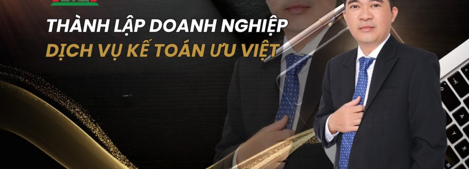 Uu Viet Cover Image