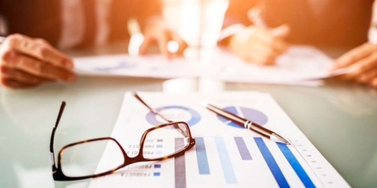 North America Industrial Controller Market Business Domain Review: Market Range, Value Trends, Growth Forecast, and Stra