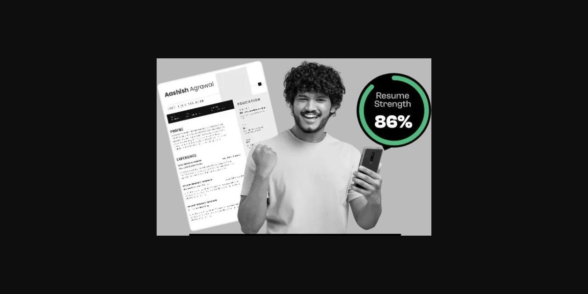 Resume Checker Tools vs Human Review: Which One is More Effective?