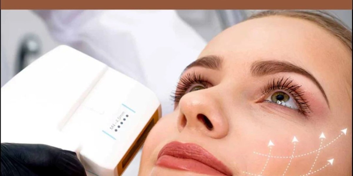 Anti-Aging Treatment in Delhi at Aayna Clinic