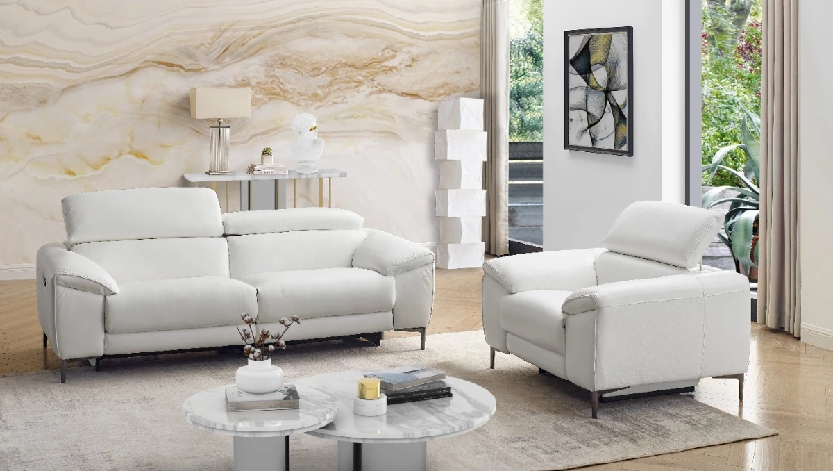 What Should You Look for When Choosing a Contemporary Living Room Furniture Set?